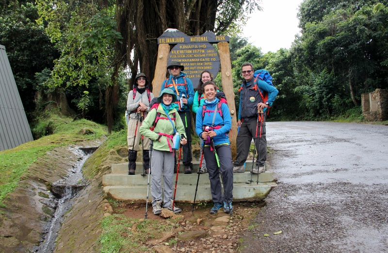 Iniciando el ascenso al Kilimanjaro. Por Jesús María