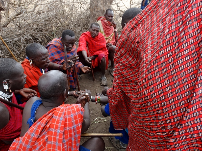 Cenando con los masais. Por Udare