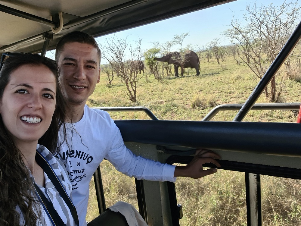 Irene y César en Serengeti. Por Irene